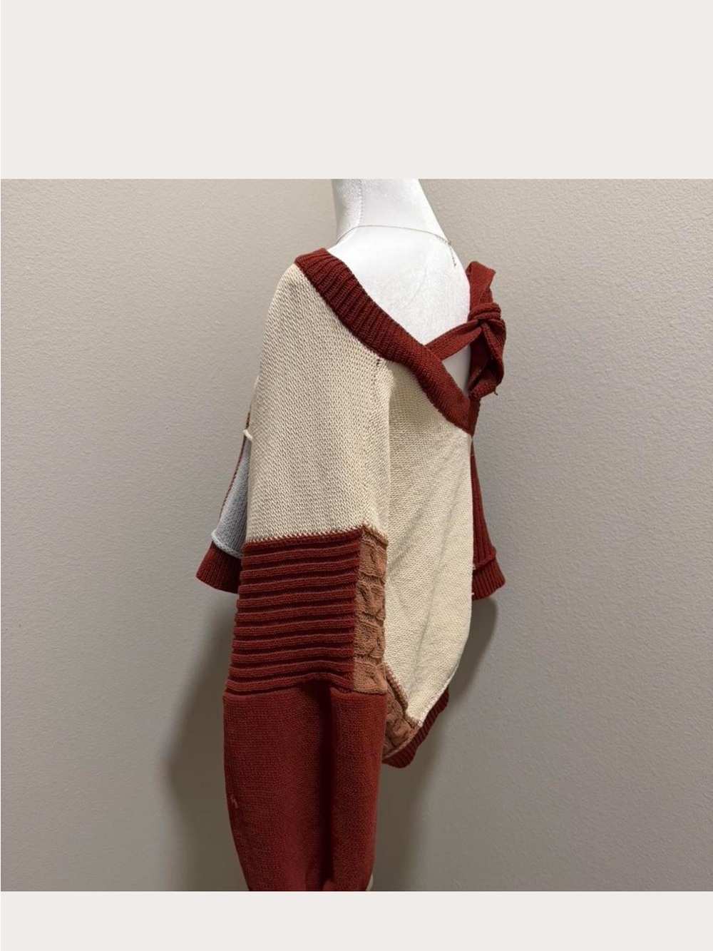 POL Colorblock Off-Shoulder Cable Knit Sweater - Rust/Cream/Light Gray - Picture 2 of 5